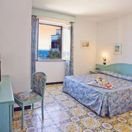Fortuna - Seaside Hotel Lacco Ameno (Isola d'Ischia)